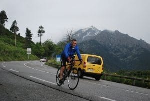 Steve descends the Col de Vivvavona