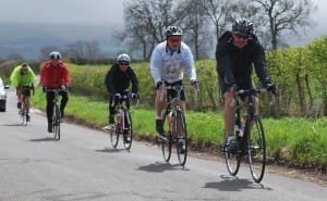 The Peleton decends Great Dun Fell