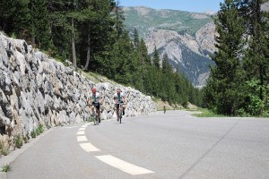The haul up the Col d'Izzord